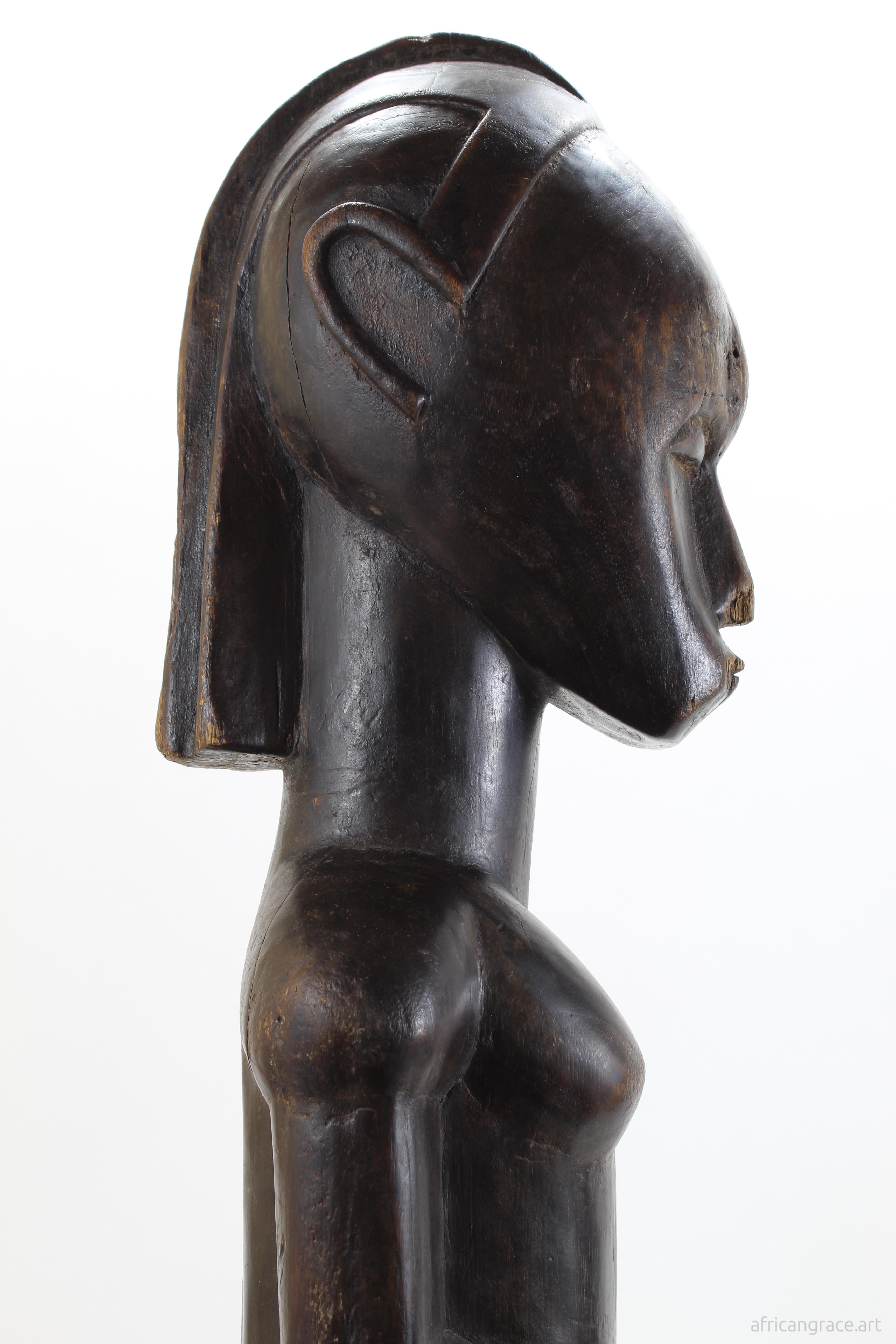 Fang byeri figure "Tall Man" right bust profile